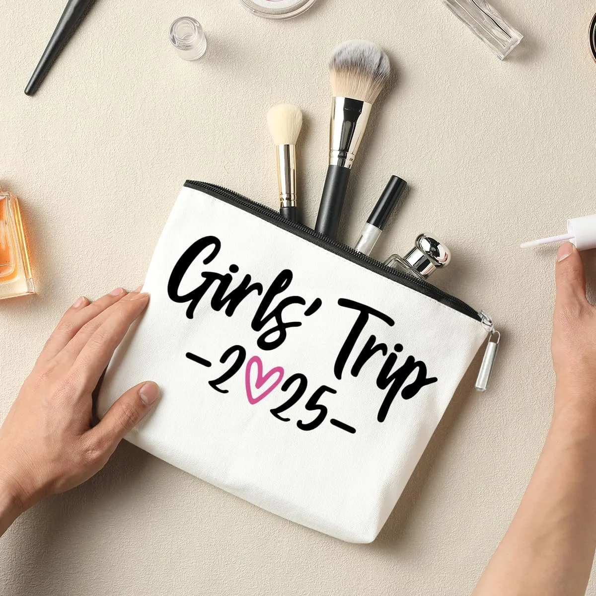 4 PCS Girls Trip Gifts Favors 2025 Girls Weekend Gifts for Women Bestie Gifts Friend Gifts Girls Trip Favors for Sister Niece Friendship Holiday Vacation Makeup Bag Weekend Bags for Women