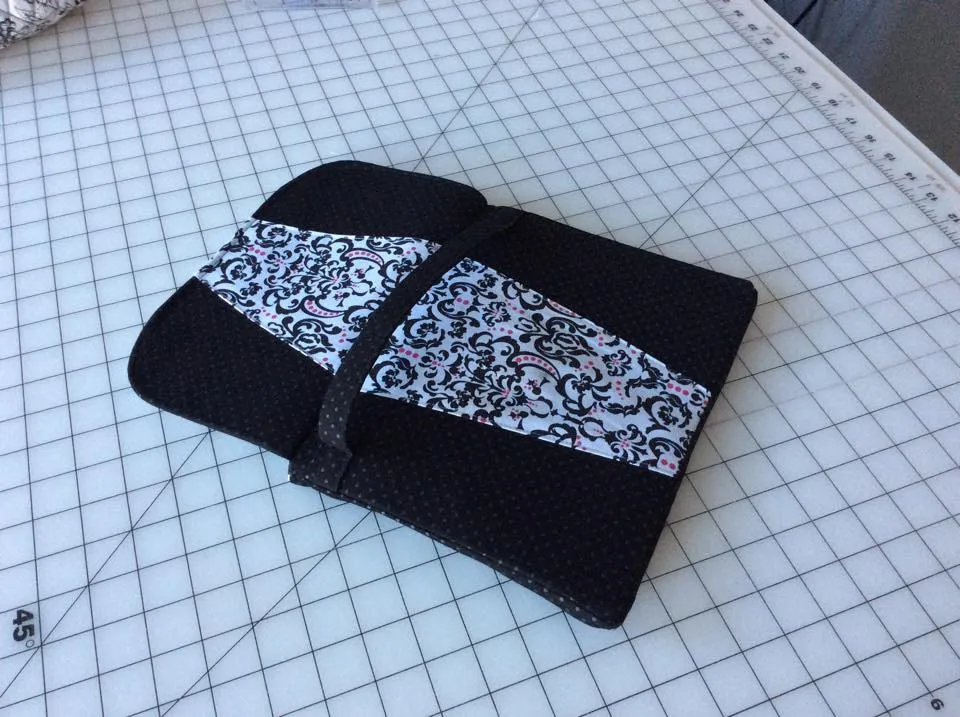 Dakota Tablet Clutch