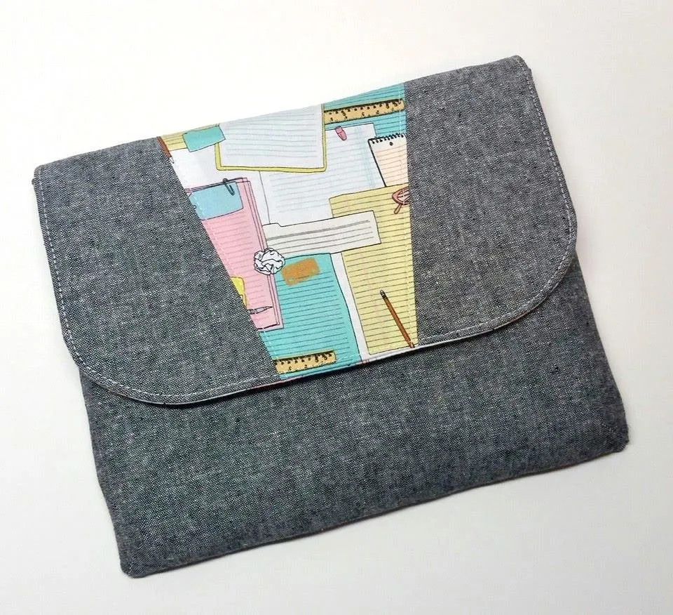 Dakota Tablet Clutch