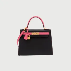 Elegant Structured Leather Handbag
