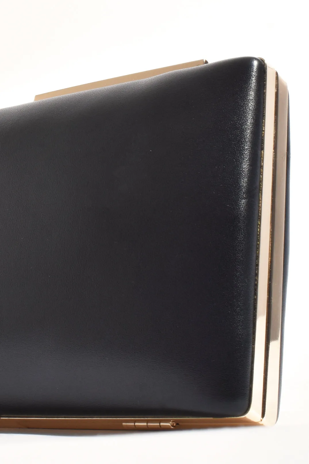 Essential Structured Clutch (Black)