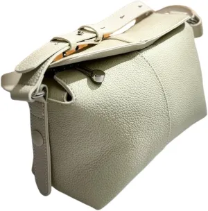 Genuine Leather Shoulder Bag – Timeless Elegance & Everyday Functionality