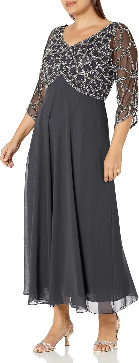 J Kara Women's Plus Size 3/4 Sleeve Geo Beaded Gown