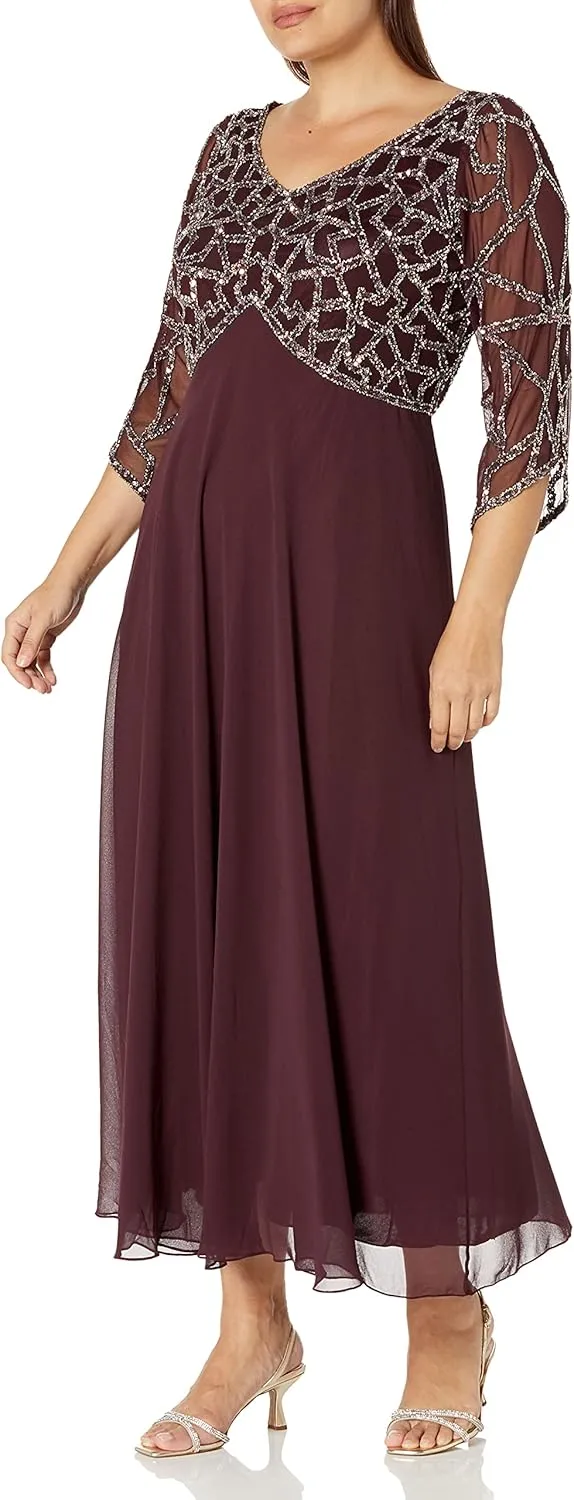 J Kara Women's Plus Size 3/4 Sleeve Geo Beaded Gown