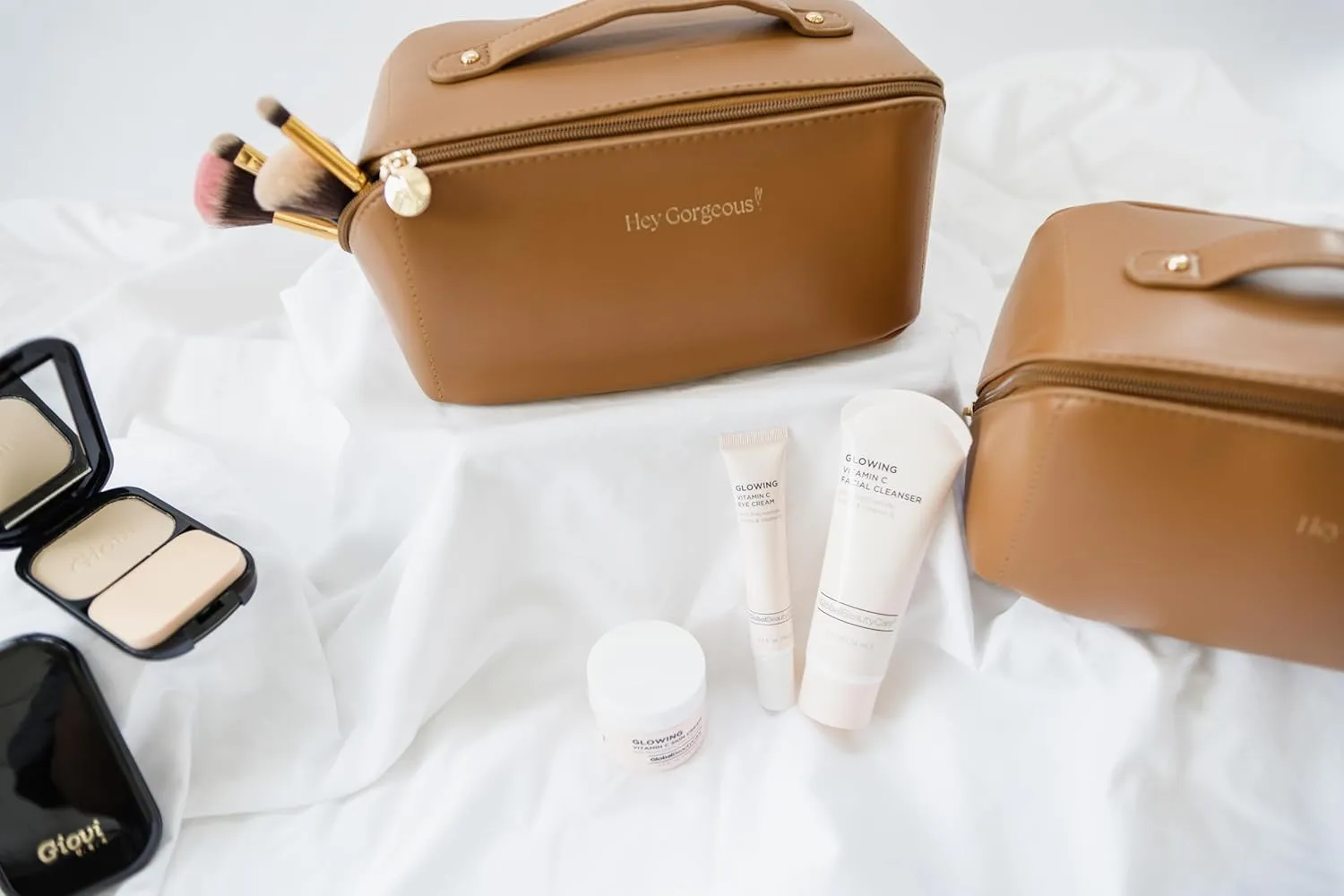 Large Travel Makeup Bag – Waterproof Cosmetic Case, Portable Beauty Organizer with Fixed Divider, Spacious Toiletry Bag for Skincare, Brushes & Accessories, Durable Handle (Caramel II)