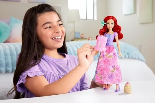 Mattel Disney Princess Ariel Fashion Doll Set, Spin & Reveal with 11 Surprises Including 5 Accessories, 5 Stickers & Play Scene, Inspired by Movie