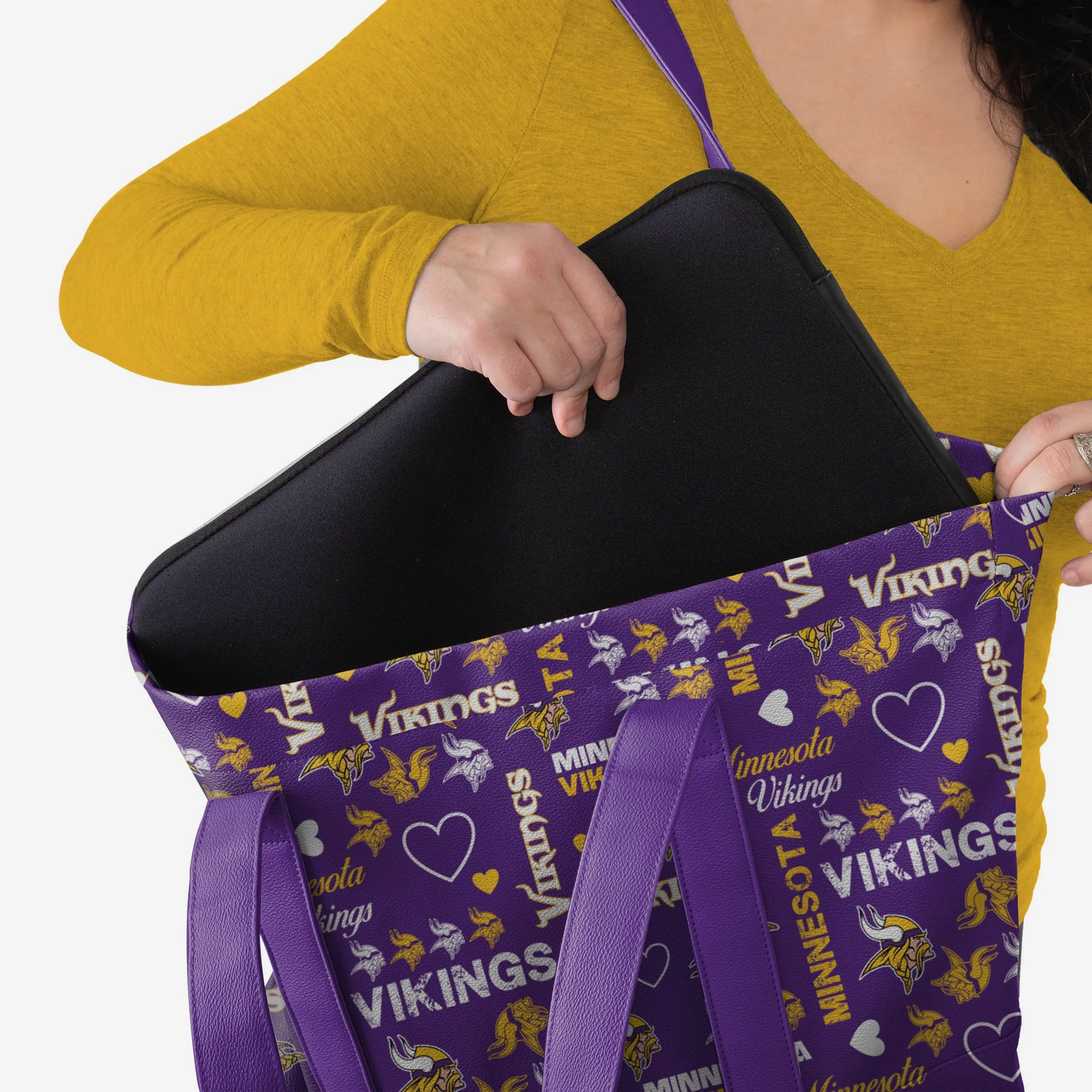 Minnesota Vikings Logo Love Tote Bag