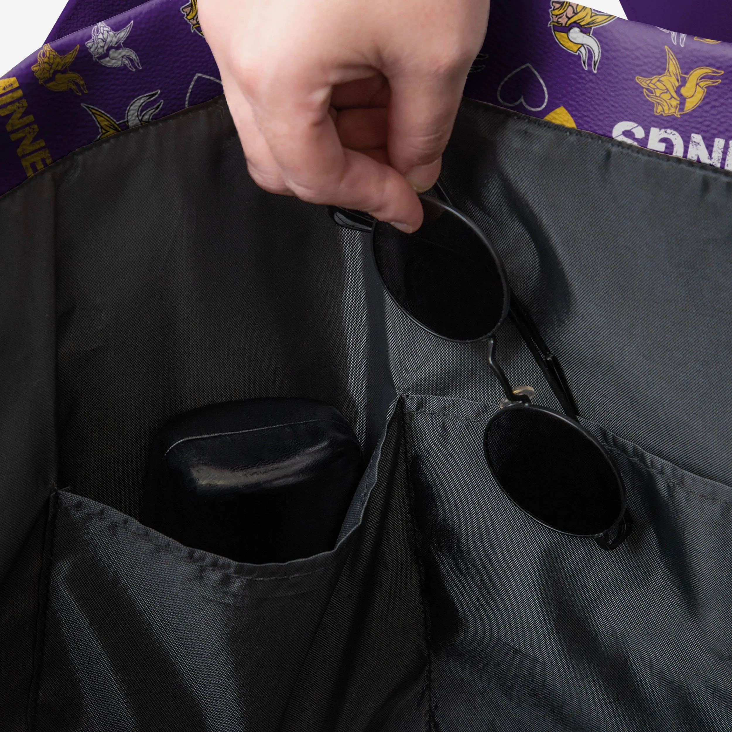 Minnesota Vikings Logo Love Tote Bag