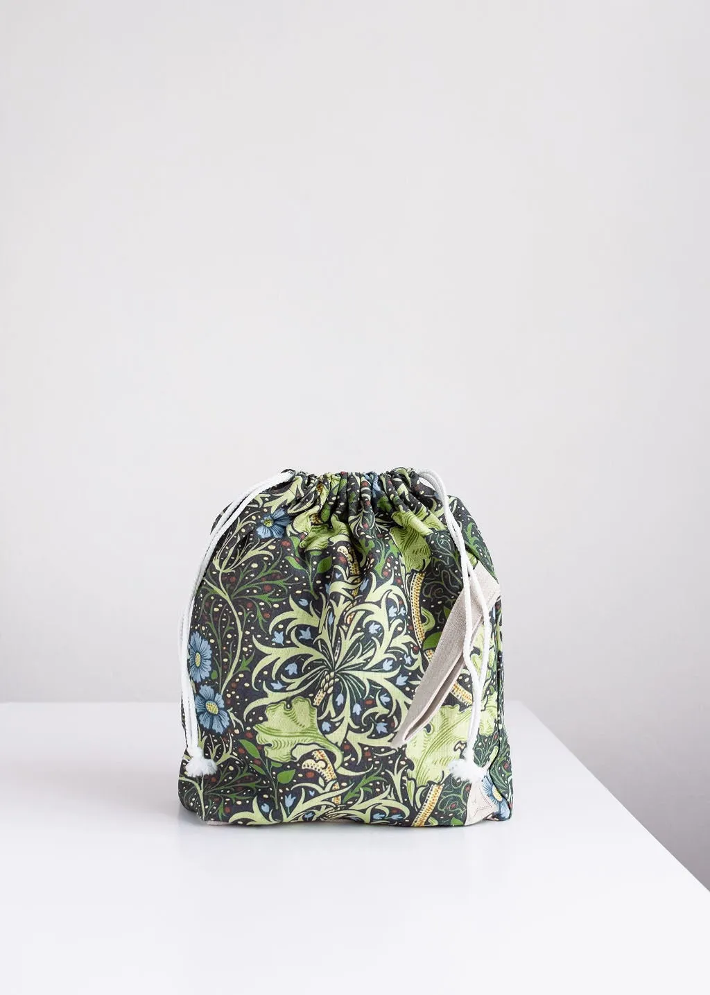 Project Bag. Small bag. Special KnitterBag design. Bag inspired by William Morris, Seaweed
