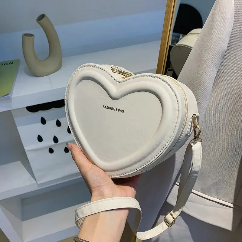 realaiot  Heart Shaped Crossbody Bag, Trendy Mini Shoulder Bag, Women's PU Leather Love Purse
