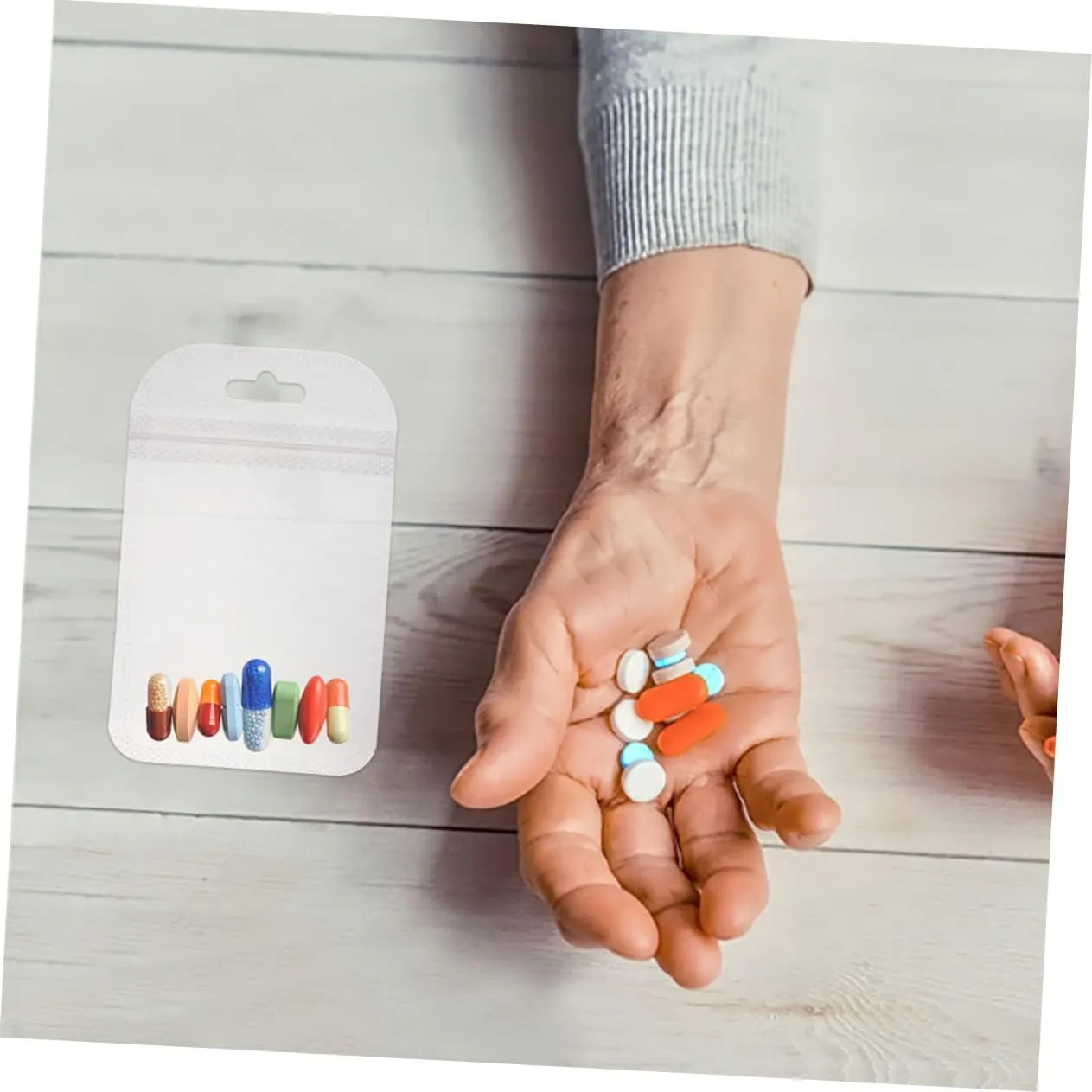 Small Pill Bags Set of 300 Self Sealing Travel Pill Organizer Medicine Pouches for Home Travel Use