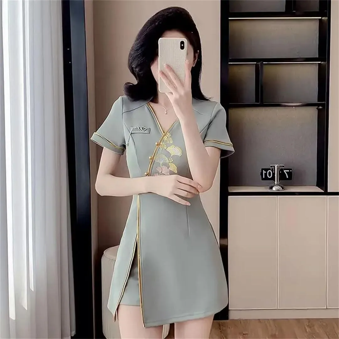 Women Chinese Qipao Dress And Shorts EN8 Flower Embroidery Two Pieces Set