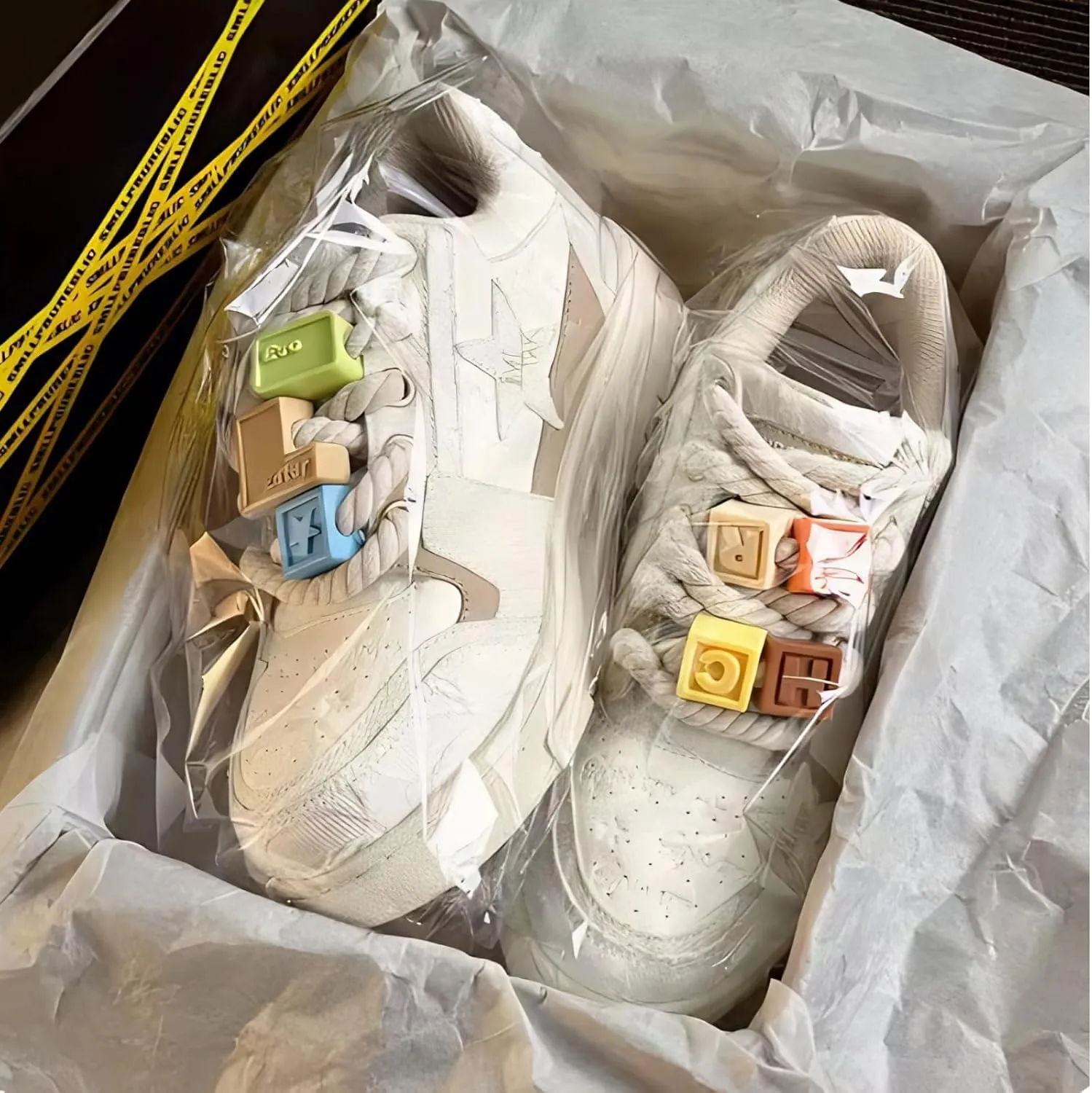 Women Y2K Platform Sneakers, Retro Star Patch Streetwear, Unique Lace Blocks Charms Height Boost Trainers Couple Match