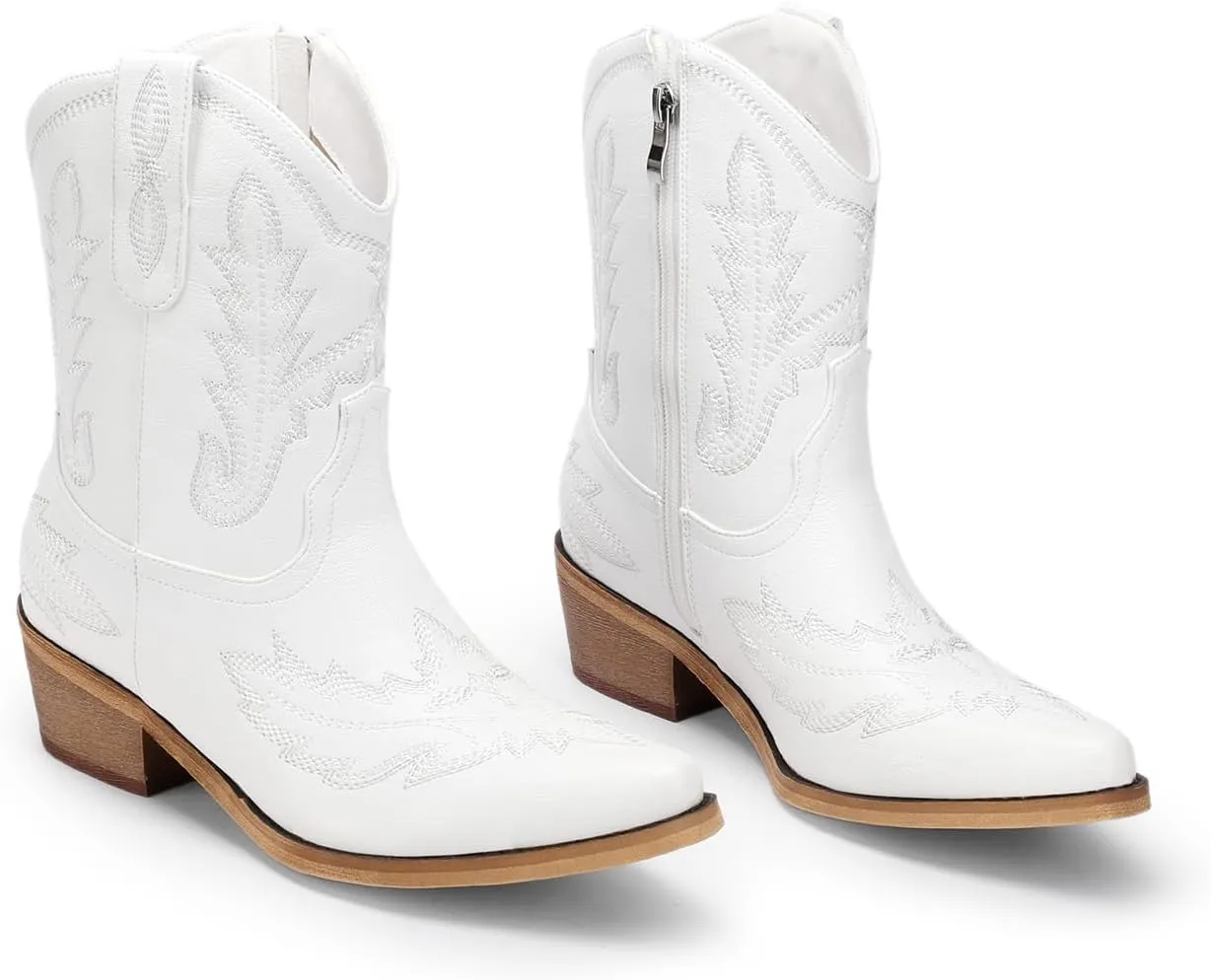 Women's Western Cowboy Booties Fashion Black Cowgirl Boots with Low Block Heel Embroidery Short Ankle Boots Walking Boots for Country Concert Disco Outfits