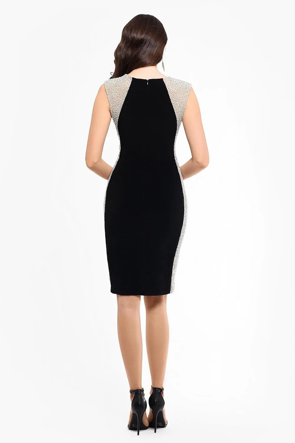 Xscape Women's Sleeveless Knee Length Beaded Contour Cocktail Dress (Reg and Petite)