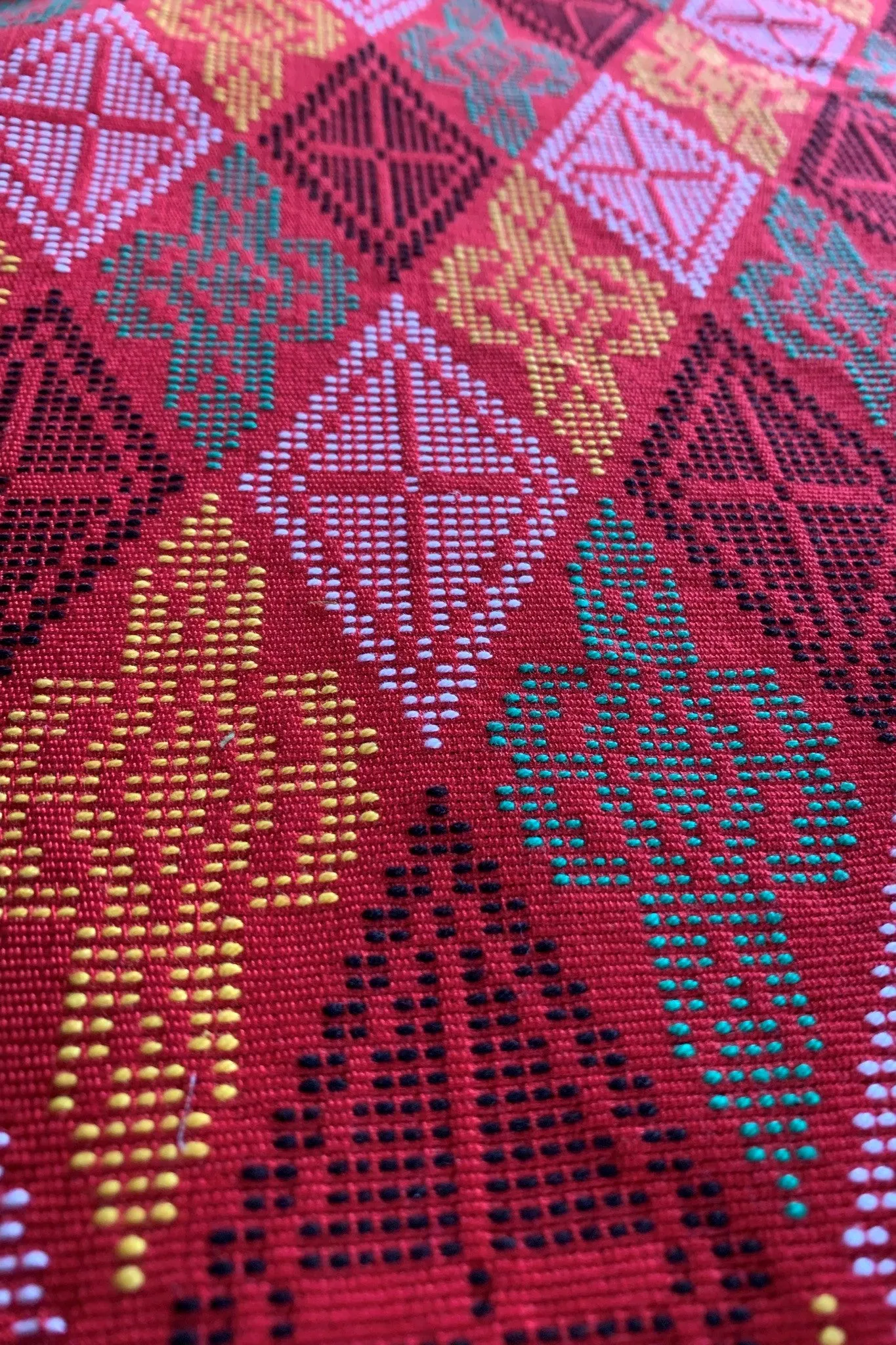 Yakan Bungasama Red